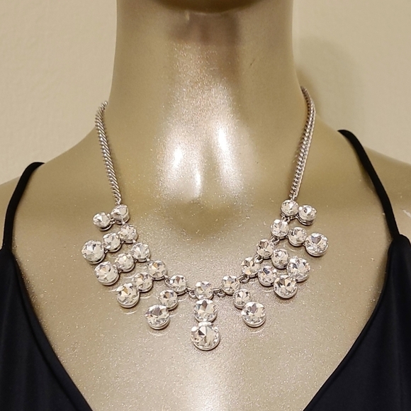 Vintage Elegant White Crystal Sunburst Silver Collar Necklace - Picture 13 of 16